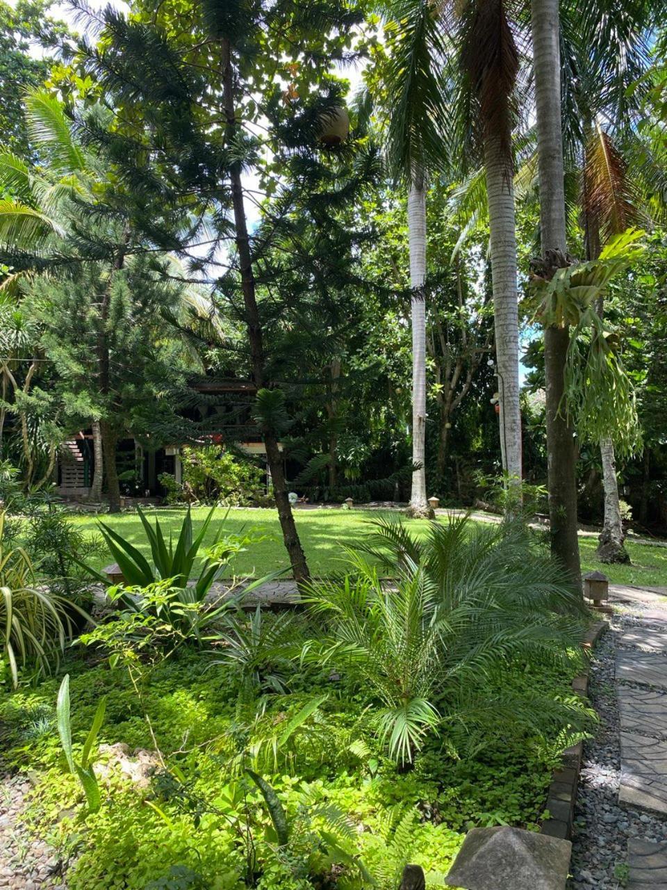 Chema'S By The Sea Hotel Samal Exterior photo