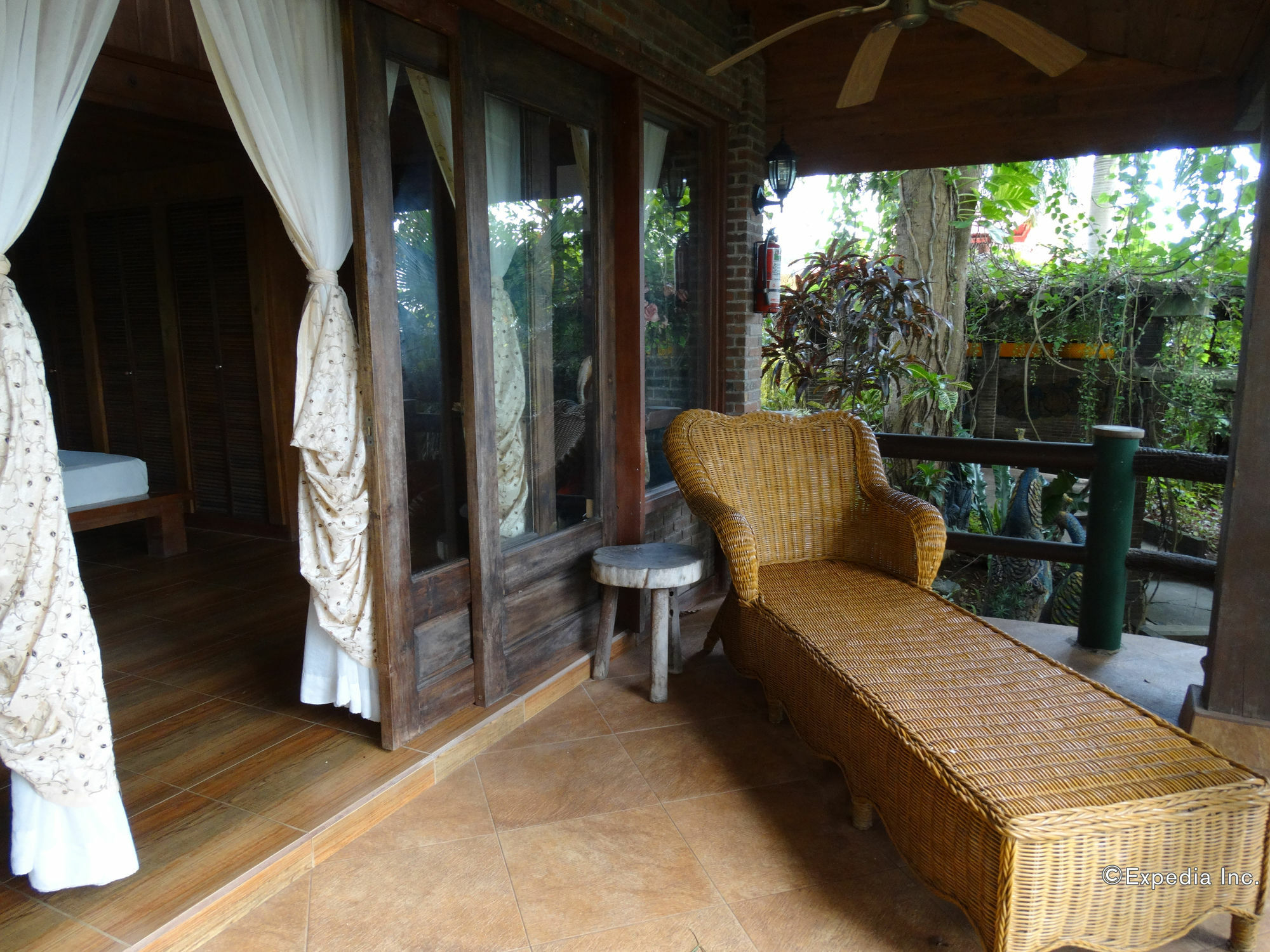 Chema'S By The Sea Hotel Samal Exterior photo